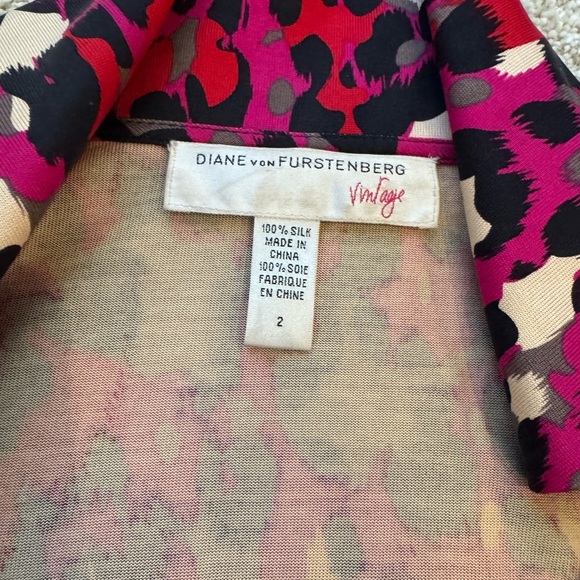 Diane von Furstenberg DVF Hot Pink Black Leopard Patterned Silk Wrap Dress Sz 2 - Picture 8 of 9